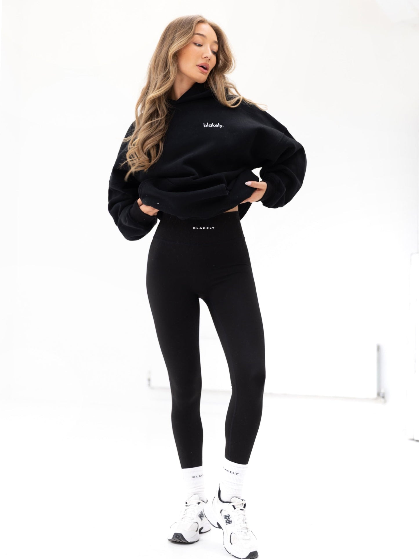 Sami Oversized Hoodie - Black